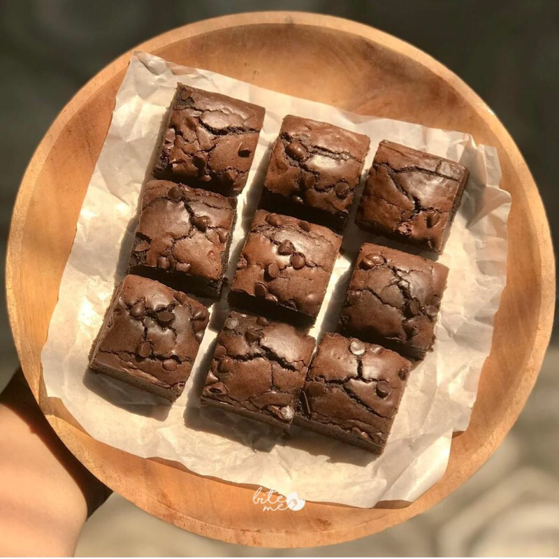 

FUDGY BROWNIES | BROWNIES PANGGANG MEDIUM (10 x 20 CM)