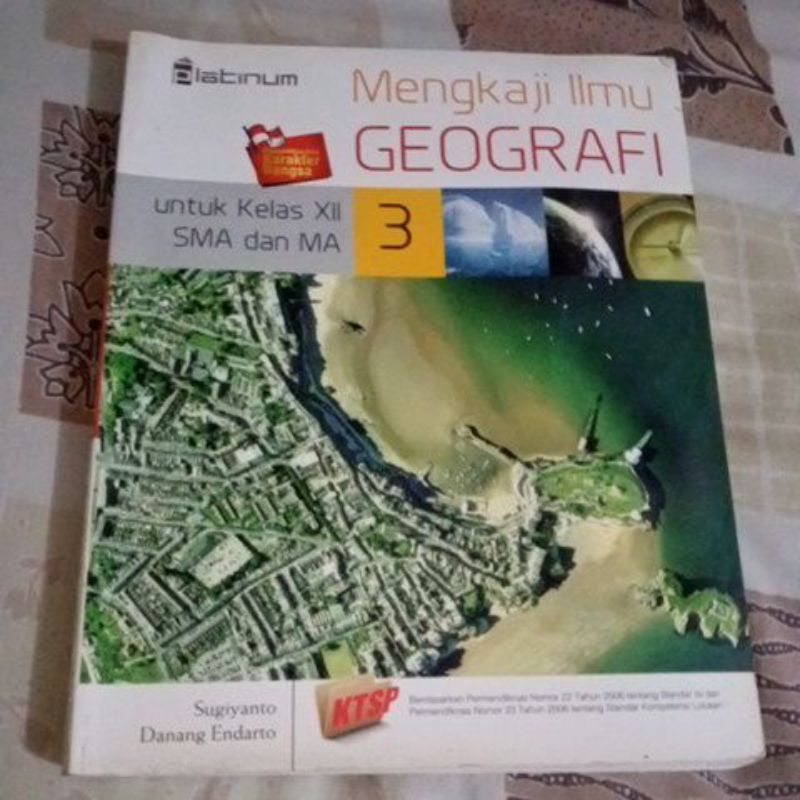 118 Buku Mengkaji Ilmu Geografi _ PT Tiga Serangkai  Pustaka Mandiri