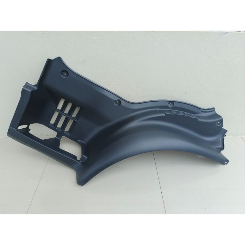 FENDER FOOT STEP HINO 500 / KUDA LUMPING HINO 500 / PIJAKAN KAKI ATAS HINO 500