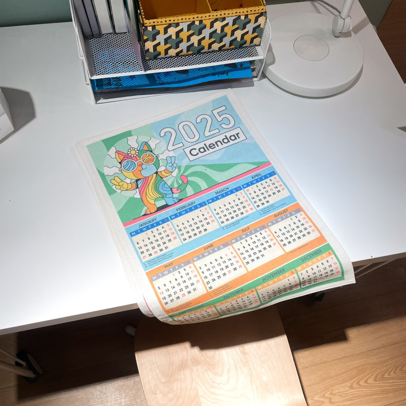 

Kalender Dinding 2025 | Fabric Poster Calendar | Aesthetic Calendar | Kalender Dekorasi Kamar Anak