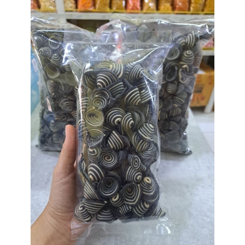 

KUPING GAJAH CORONG HITAM 200RAM