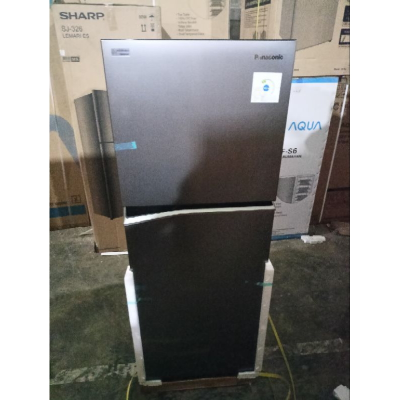 Lemari es 2PINTU PANASONIC NR-BB210-VH