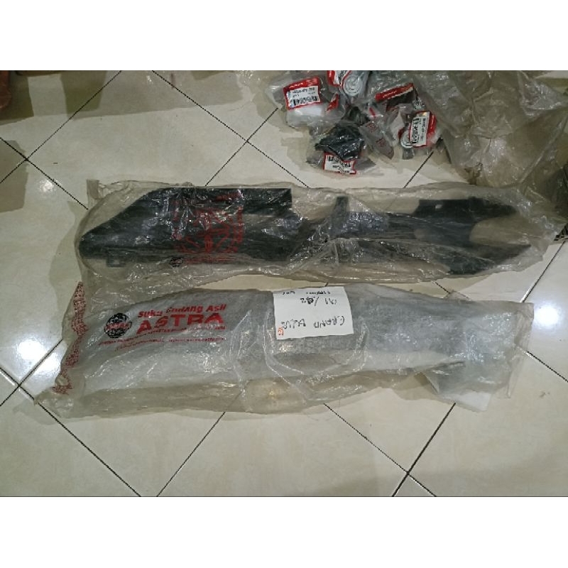 cover body astrea grand bulus original AHM Honda