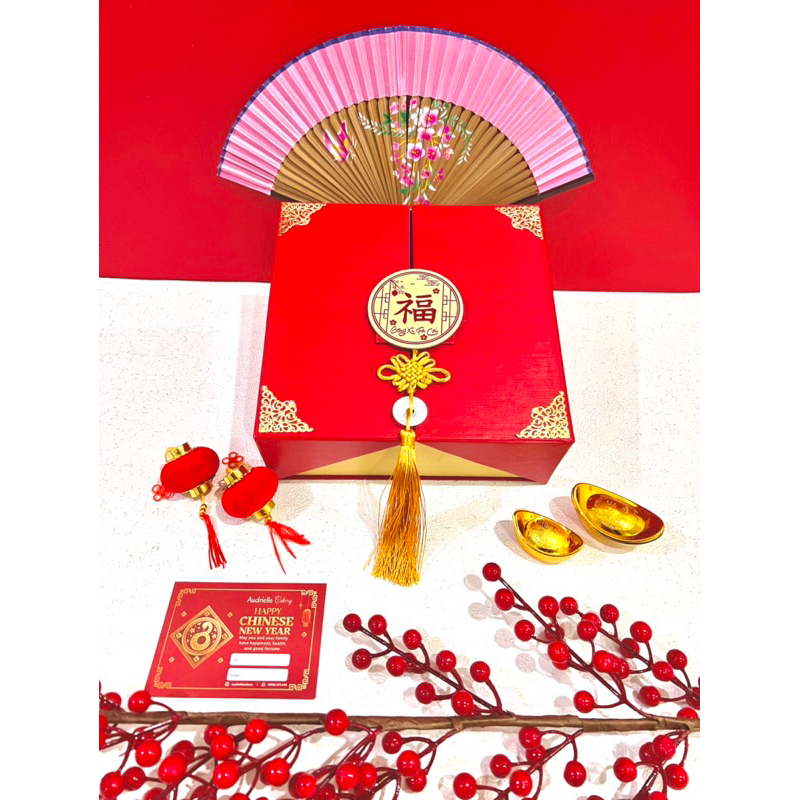 

PYRAMID Chinese New Year Hampers Imlek Kue Kering Lapis Legit