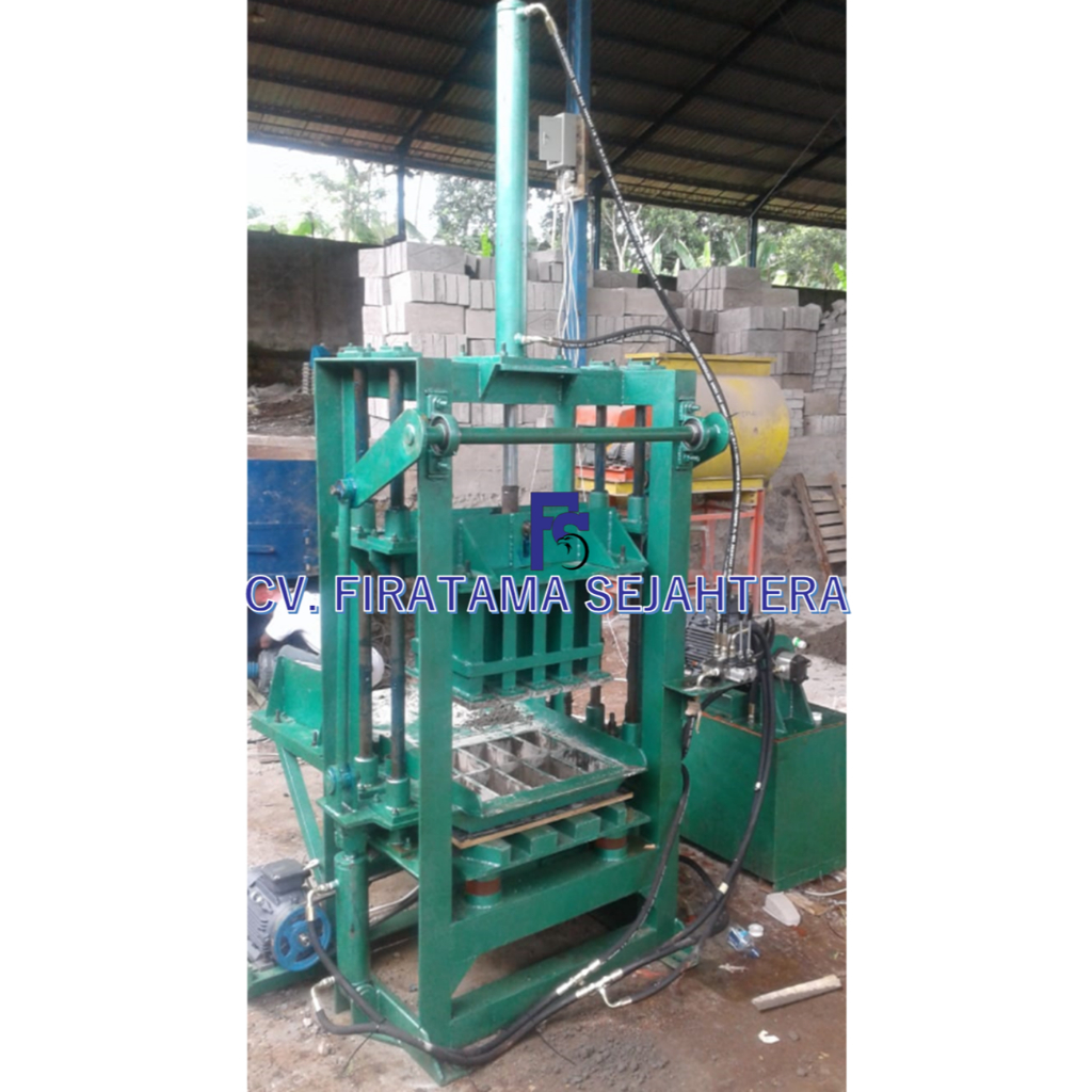 Mesin Press Batako dan Paving Block Hidrolik Manual Keluar 12 Pcs