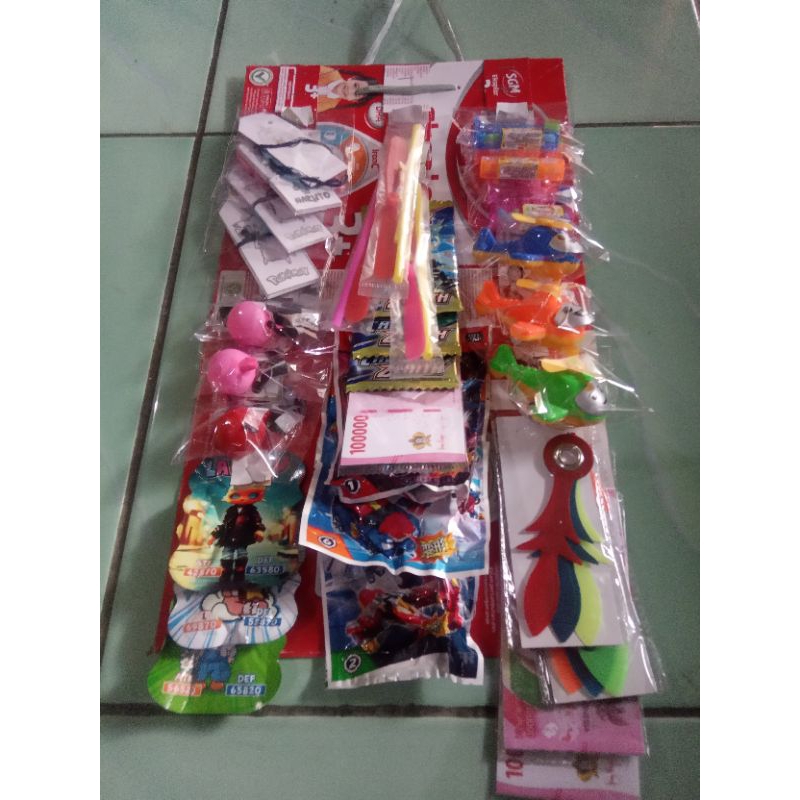 Mainan Rencengan Serba 2000 an Cocok Dijual Lagi