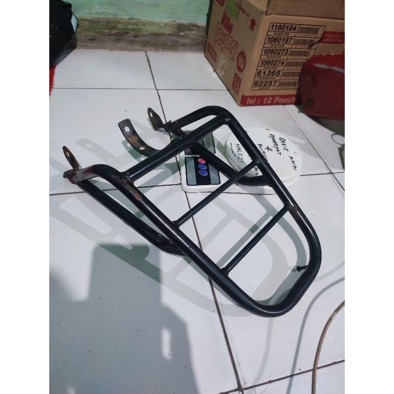 behel belakang dt100