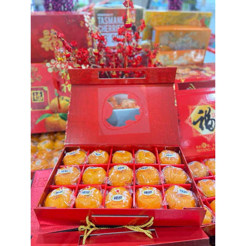 

bisa kirim dadakan hampers imlek CNY jeruk ponkam koin isi 15 surabaya sidoarjo