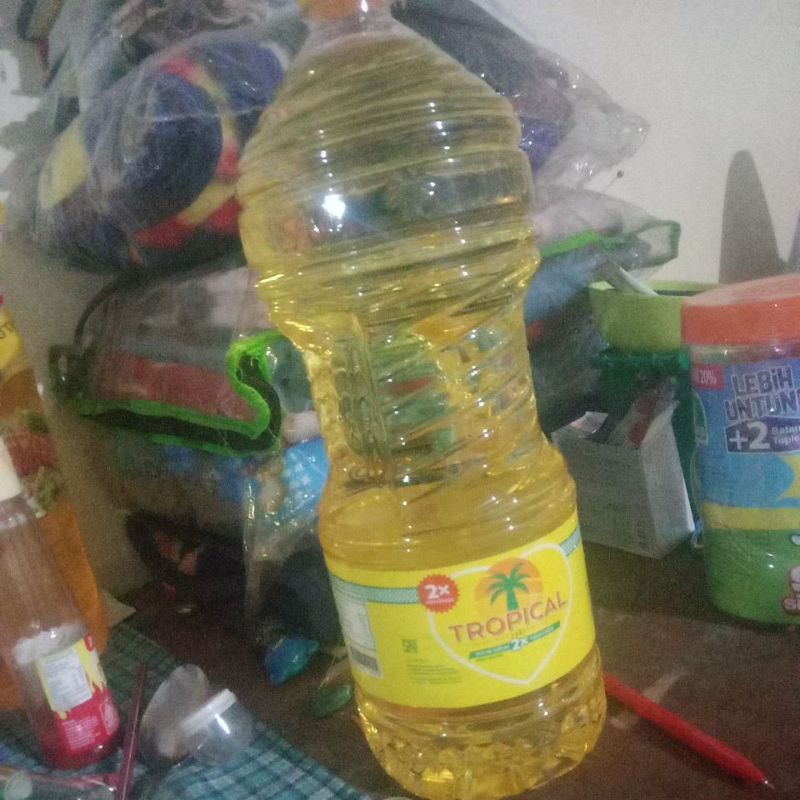 

minyak tropical 2liter