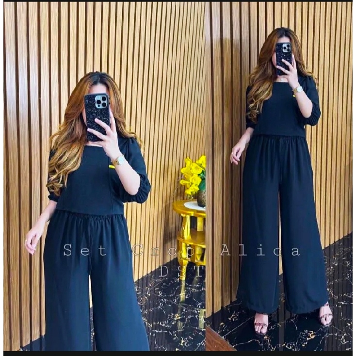 One Set Cringkel Wanita Jumbo Setelan Alica Set Crop Top Wanita Kekinian / Baju Setelan Cringkel Air