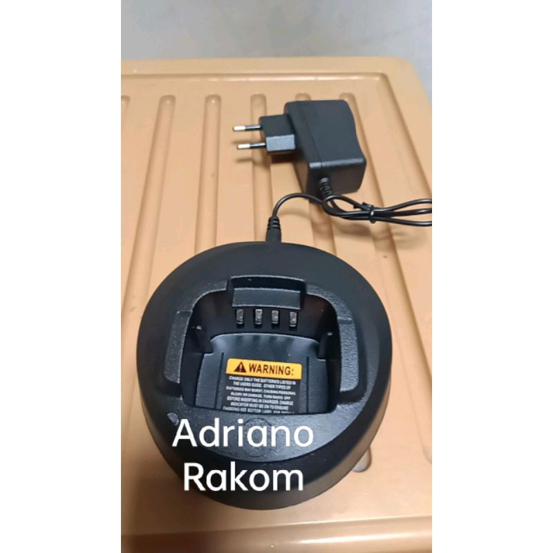 Charger HT Motorola CP1660/1300/XiR C2660/2620