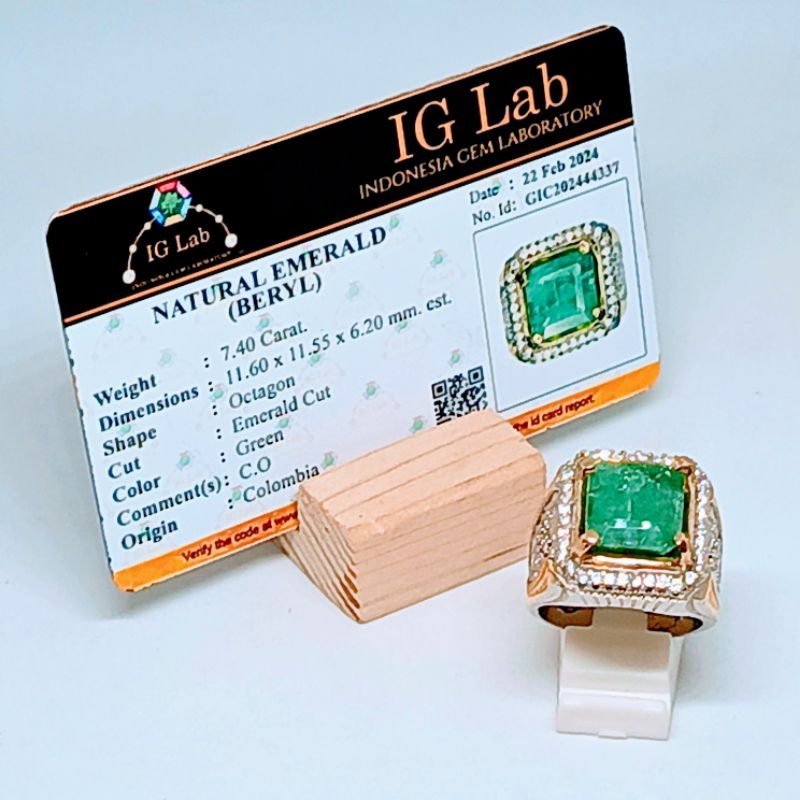 Cincin Natural Zamrud Emerlad Beryl + Memo
Ring Diraf double plat, Tebal, Kokoh, Mantap
Size 9.5 - 1