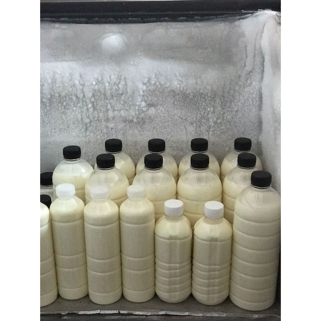 

Susu Murni 100% Susu Sapi Pasteurisasi Siap Diminum