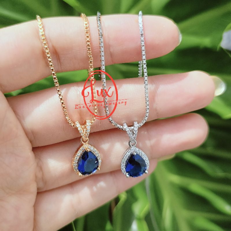 Kalung liontin tetes mata biru