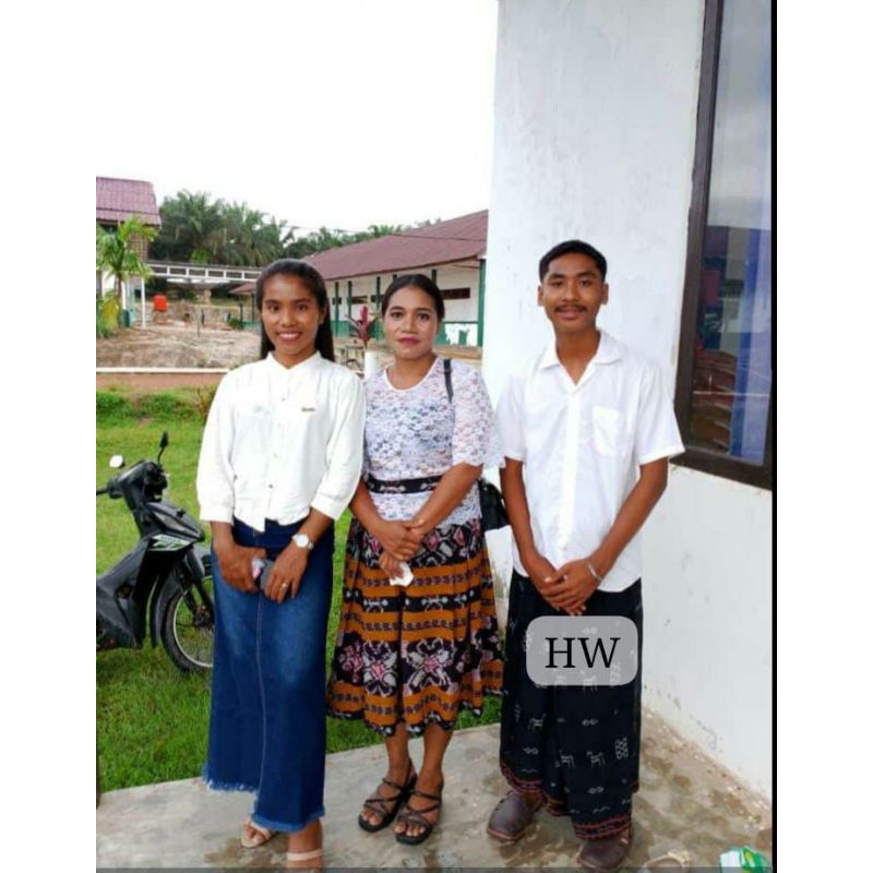 DRESS TENUN BROKAT PUTIH