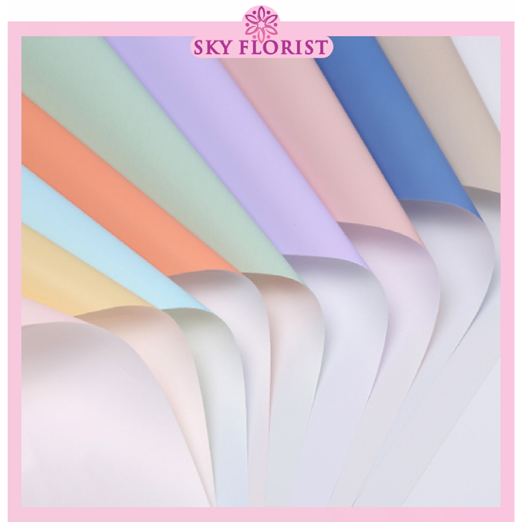 

20 Lembar kertas Buket Flower Wrapping Bi Color White Cellophane Waterproof Kertas Buket Bunga Flower Wrap KB6121