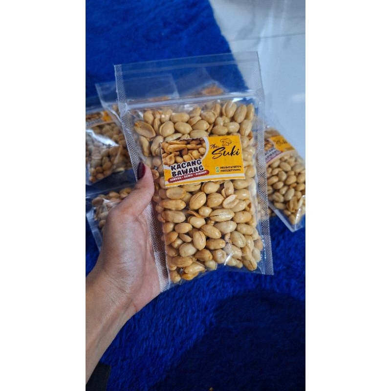

kacang bawang ibu suki 500g. renyah, gurih, enak