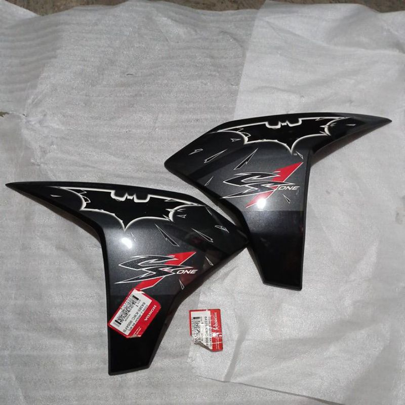 sayap honda cs1 kiri kanan spesial edisi batman original baru AHM