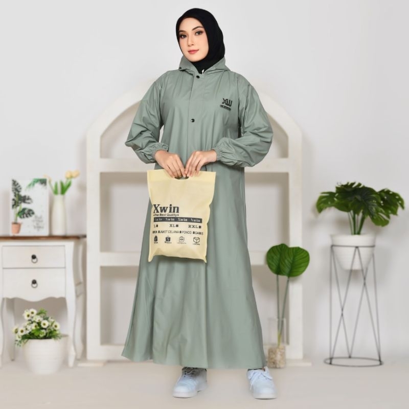 Xwin Raincoat Wanita, Jas Hujan Gamis Syar'i Berbahan PVC Tebal Kuat Lentur Anti Rembes Waterproof T