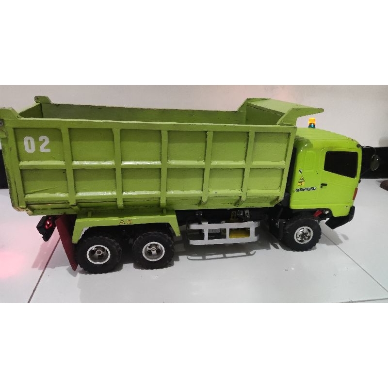 Rc truck hino 1:14