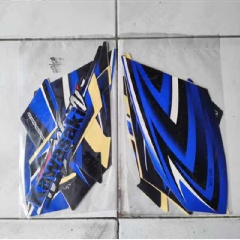 STRIPING STIKER KAWASAKI NINJA SS 2011 BIRU