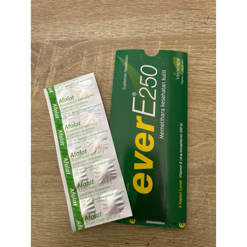 Paket vitamin Promil Afolat dan Ever-E 250IU mengandung Asam Folat dan Vitamin E