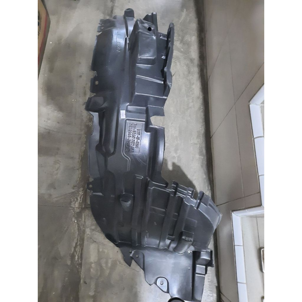 LINER FENDER DEPAN AVANZA TYPE G 2016-2019