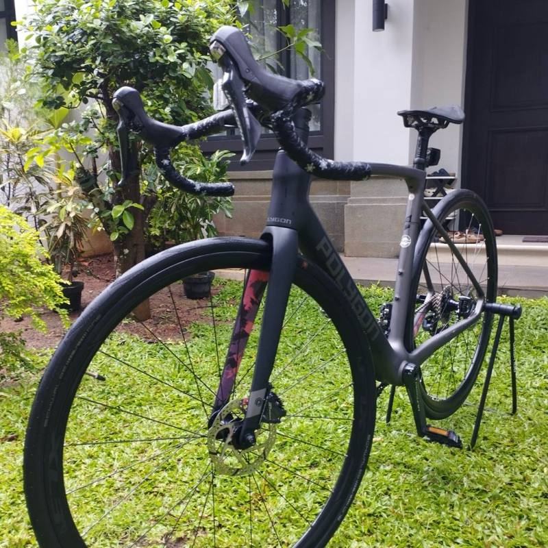 Sepeda Polygon Strattos S8