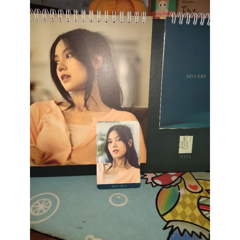 Photocard Indira Seruni JKT48 (Kalender 2025)