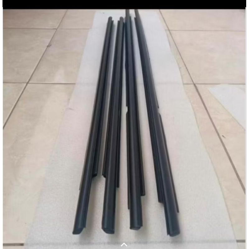 SV1 karet pelipit kaca luar water strip kaca luar mobil Suzuki baleno aerio Next-G Set AST