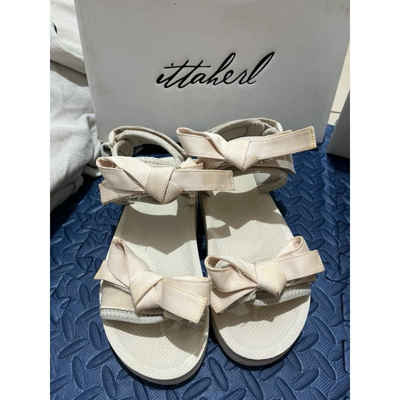 preloved ittaherl agnis bow sepatu sandal pita size 40 warna gravel dan sand