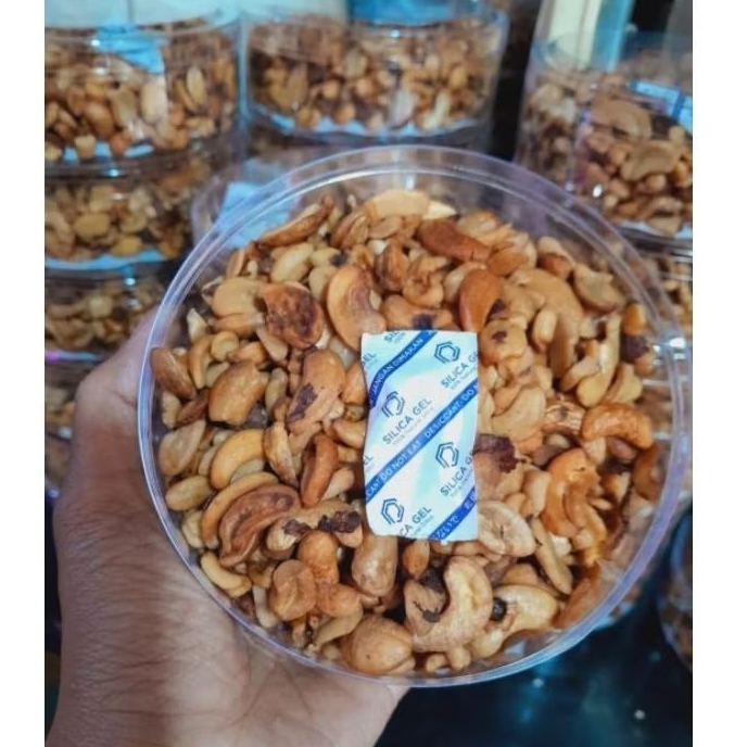 

Kacang Mente 250 gr