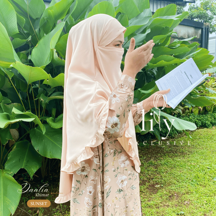 French Khimar Bergo Instan Jumbo Syari Panjang Premium Hajj Umroh - Lily Exclusive