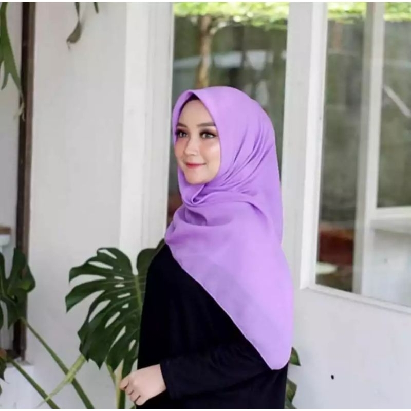 PARIS PREMIUM WARNA LILAC HIJAB SEGI EMPAT VOAL ANTI LETOY