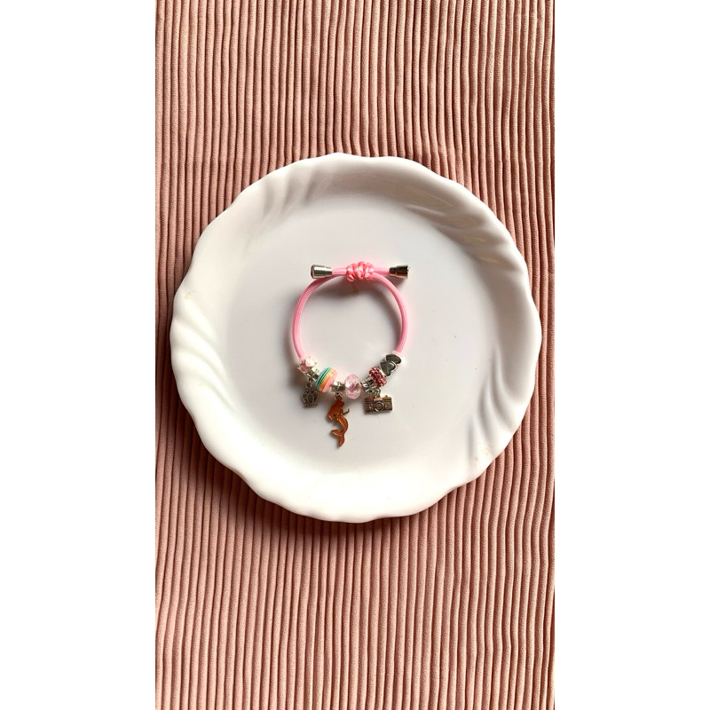 Gelang Paracord Charm