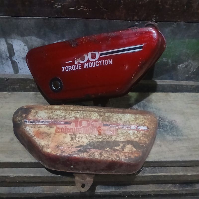 Cover box tutup aki ccu samping Yamaha is3 is rs 100 hitam original copotan ori
