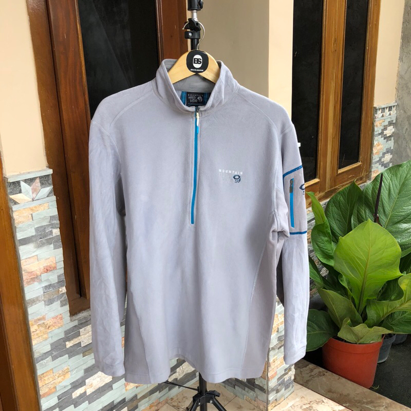 Longslevee Mountain Hardwear Second Original