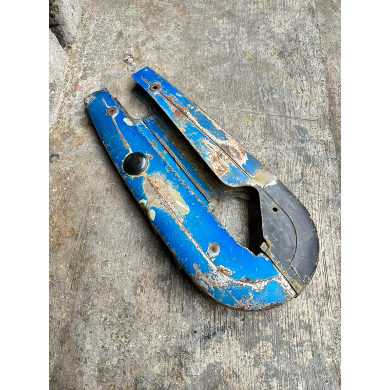 Katengkas Honda S90 Tutup Rantai Honda S90Z Biru Original