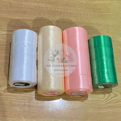 

(1 ROLL)TERMURAH PITA SATIN 1,5 INCH = 4 CM 20 YARD , PREMIUM PITA KADO BUNGA