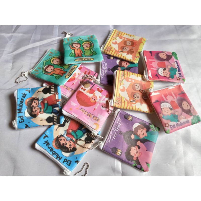 

ANGPAO LEBARAN KARAKTER LUCU