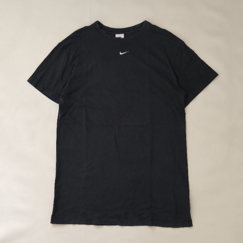 Nike Center Swoosh Tee