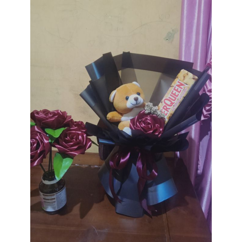 

Bucket boneka coklat valentine | kado valentine