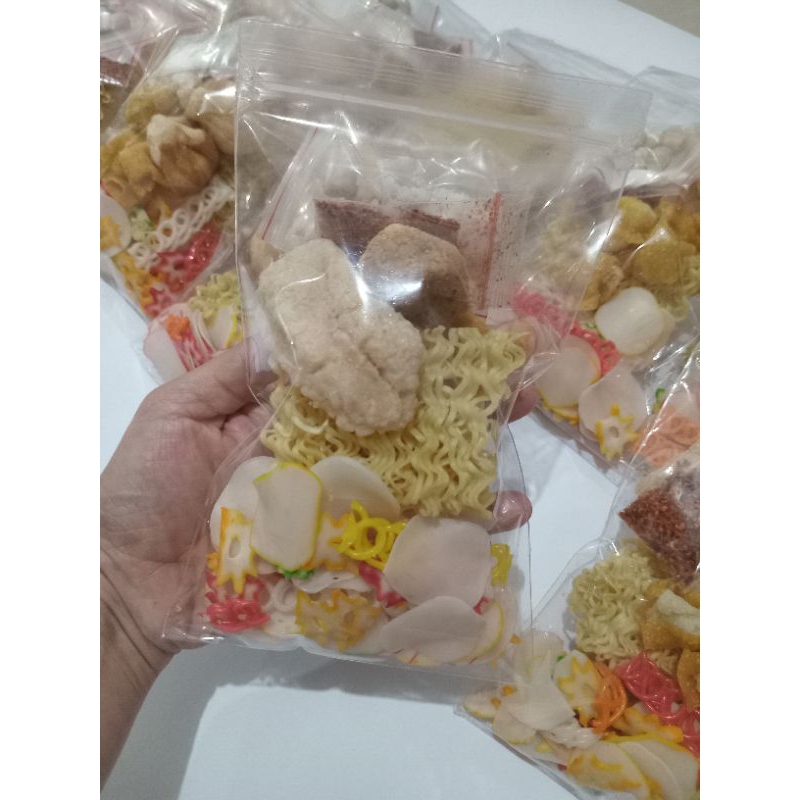 

Seblak mie cuanki INSTAN paket ISI 5