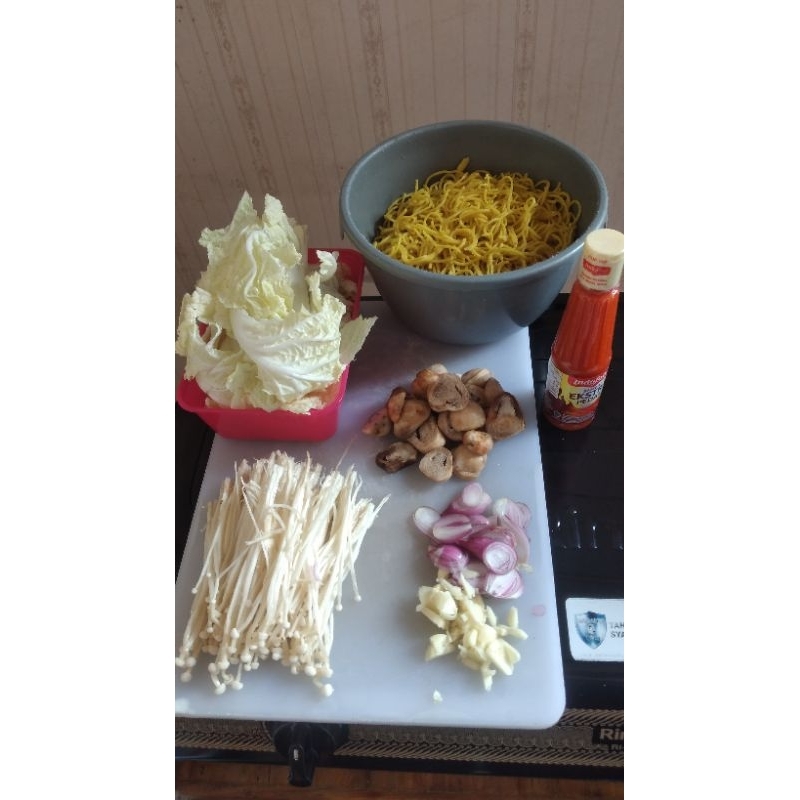 

tumis mie goreng jawa jamur