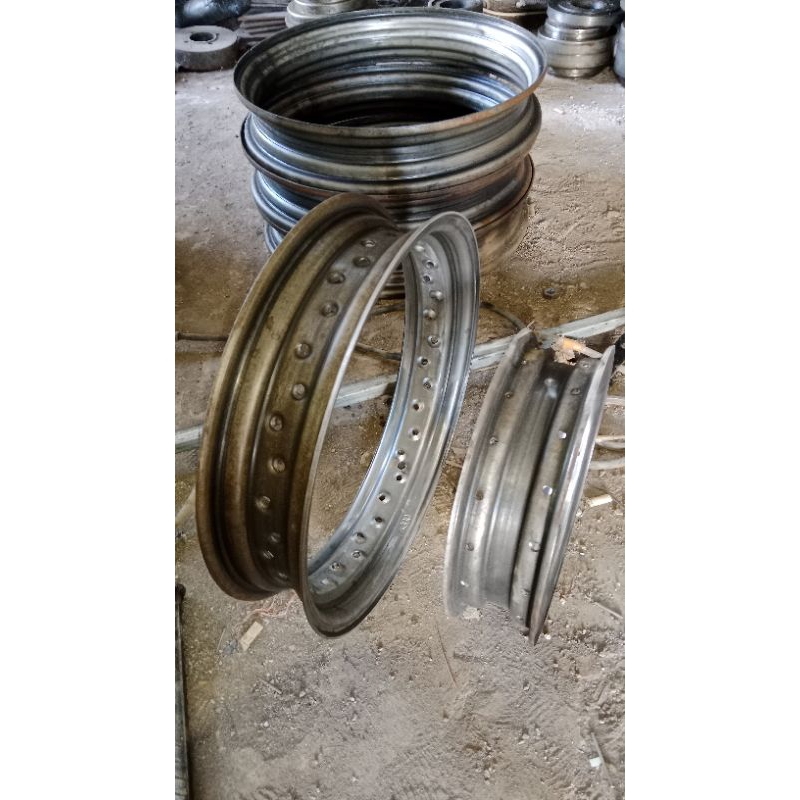velg ring 14 lebar 300-350 satu set velg jari jari 14 velg metic velg motor velg custum