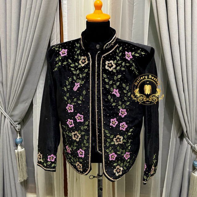 Beskap pengantin jawa bludru hitam payet kombinasi pink hijau gold