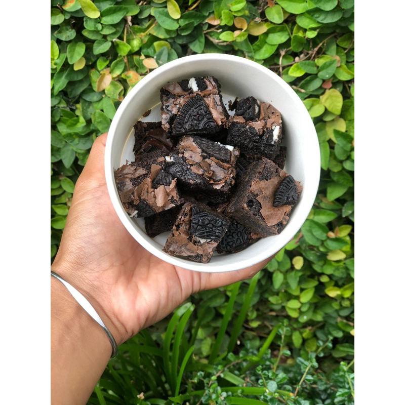 

Brownies Original dan oreo