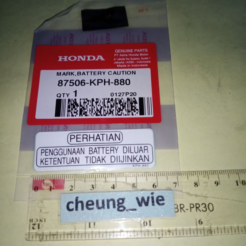 87506KPH880 Stiker Perhatian Penggunaan Battery diluar ketentuan tidak diijinkan Karisma/CS1/PCX/Sup