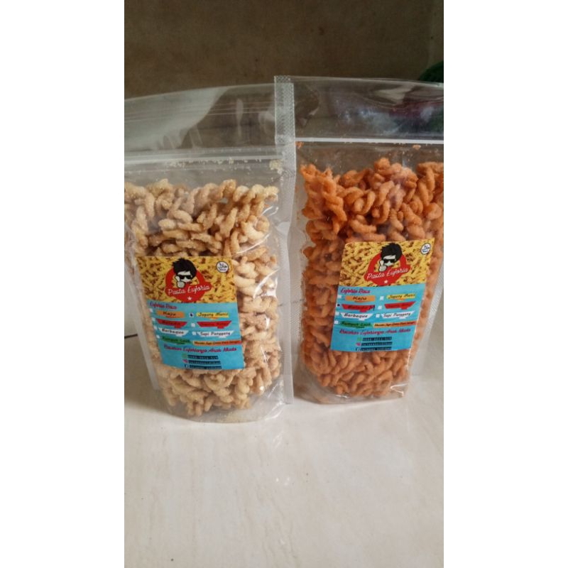 

PASTA GANDUM DENGAN BERBAGAI VARIAN RASA SAPI PANGGANG DAN BARBEQUE SAMA BALADO DIJAMIN KETAGIAHAN