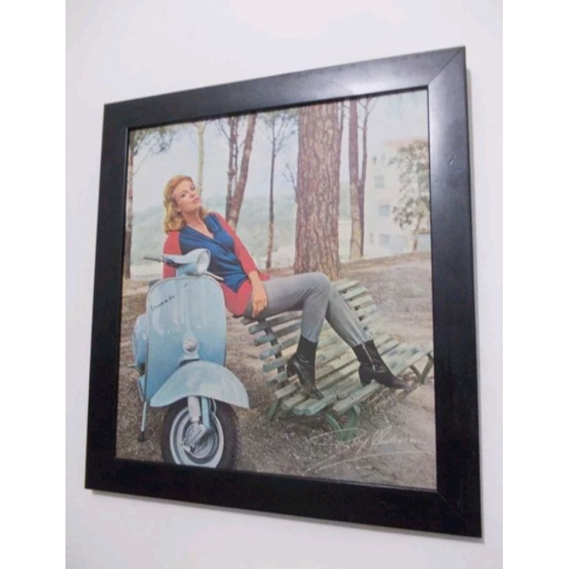 Iklan jadul Vintage Vespa Special Darling Original pajangan klasik antik